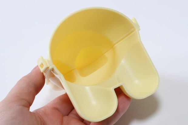 ダイソーのデコかわ　ごはん de おすわり わんにゃんの中身