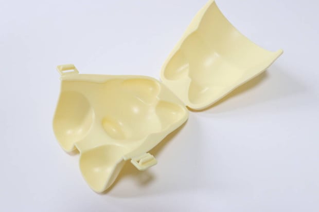 ダイソーの開くデコかわ　ごはん de おすわり わんにゃん