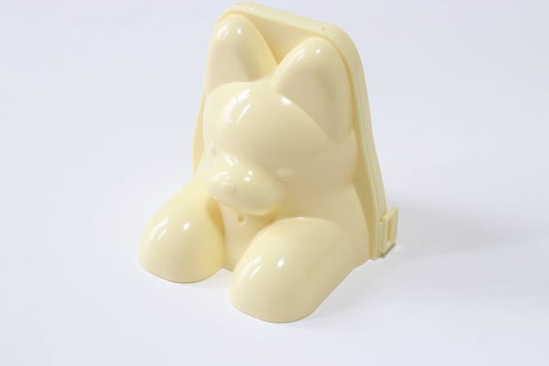 ダイソーのデコかわ　ごはん de おすわり わんにゃんのビジュアル