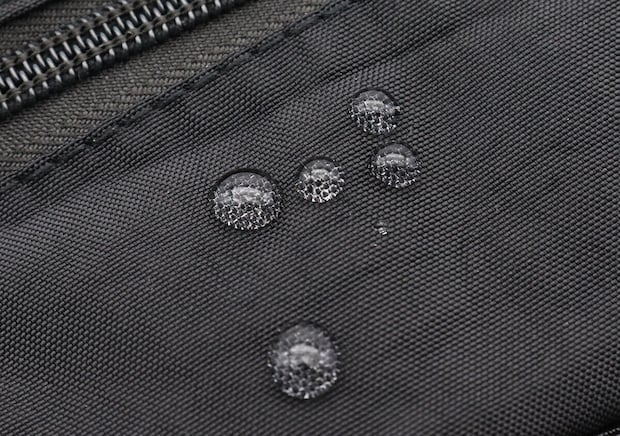 宝島社 ムック付録 日本旅行が考えた11ポケットナイロン撥水ショルダーバッグ 宝島社ムック付録の日本旅行が考えた11ポケットナイロン撥水ショルダーバッグ3