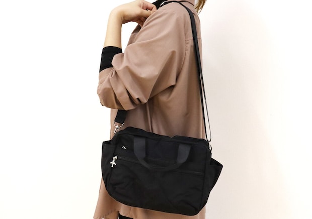 宝島社 ムック付録 日本旅行が考えた11ポケットナイロン撥水ショルダーバッグ 宝島社ムック付録の日本旅行が考えた11ポケットナイロン撥水ショルダーバッグ15