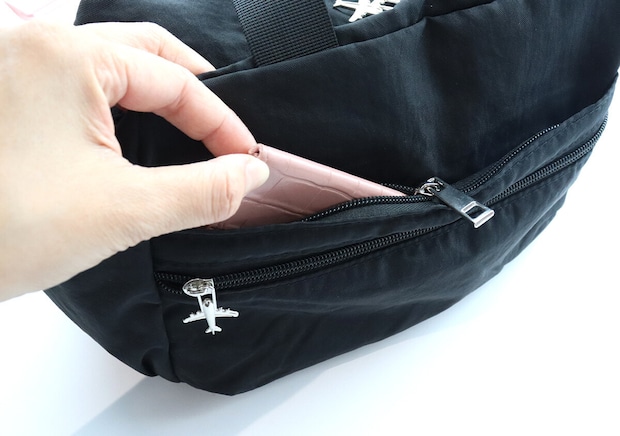 宝島社 ムック付録 日本旅行が考えた11ポケットナイロン撥水ショルダーバッグ 宝島社ムック付録の日本旅行が考えた11ポケットナイロン撥水ショルダーバッグ9