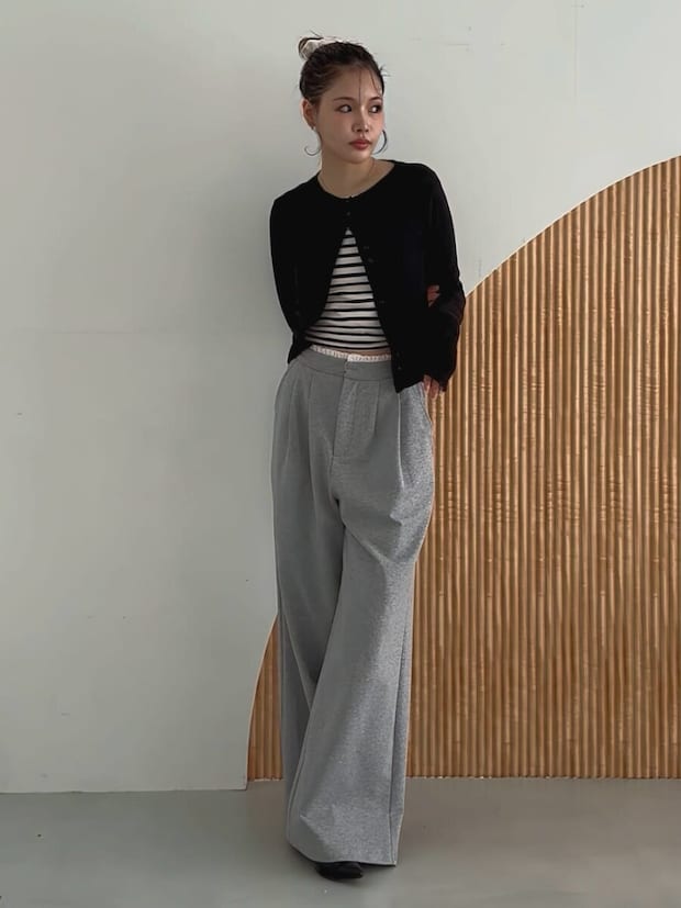 2026春大人女性グレースウェットパンツボーダーモノトーンコーデ