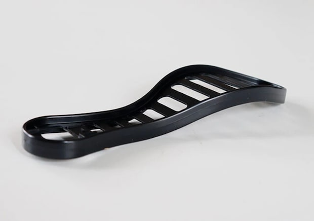 もっと早く知りたかったよ！「玄関がスッキリ片付く！」省スペ化を叶える100均便利グッズ