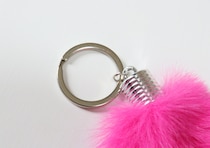 大人世代を狙い撃ち！「平成ギャルみがハンパない♡」あの頃を思い出す100均キーホルダー