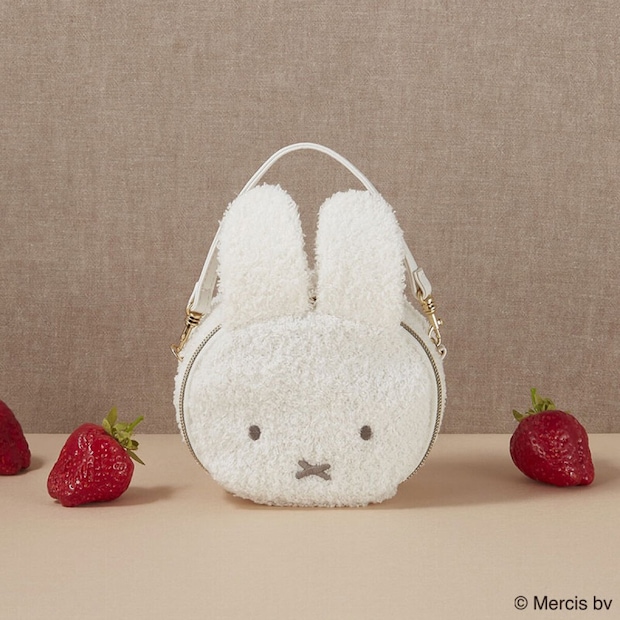 miffy いちごチャームの2WAYポーチ＆ショルダーバッグ BOOK