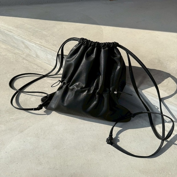 しまむら 合皮巾着バッグ(ANNA) しまむらの合皮巾着バッグ(ANNA)