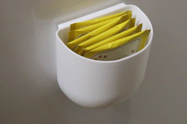 ダイソー マグネット付きラウンドポケット ダイソーのマグネット付きラウンドポケットびティーパックを収納する