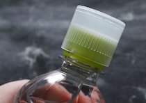 100均のこれな～んだ？「えっ…要る？」って思ったけど便利すぎた！あると役立つ優秀アイテム