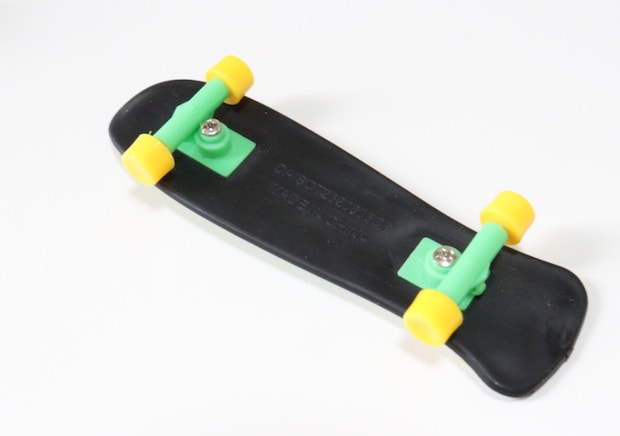 ついに出た~!「本格的なやつは1000円前後…」100均とは思えないおもちゃ