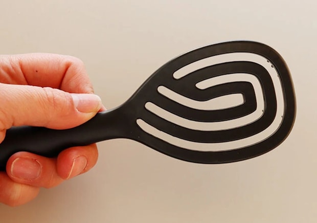 ダイソーでスルーしたら損だよ！「こだわる人こそ使ってほしい！」アイデアが詰まった便利ブラシ