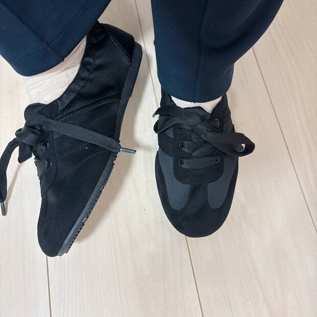 GUギャザーバレエスニーカー GUギャザーバレエスニーカー XL着用