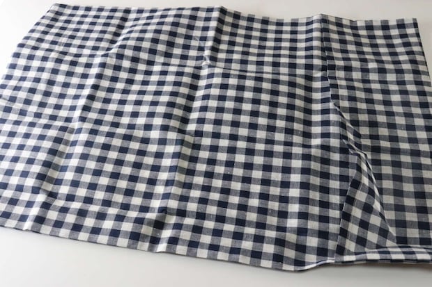 枕カバー（インド綿混、ギンガムチェック）　サイズ感