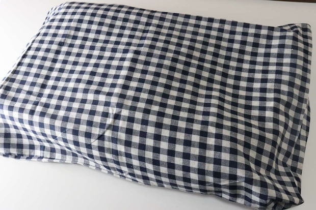 枕カバー(インド綿混、ギンガムチェック) 使用例 枕カバー(インド綿混、ギンガムチェック) 使用例
