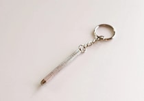 ただのキーホルダーじゃない♡「持っといてよかった～！」と思える優秀100均アイテム