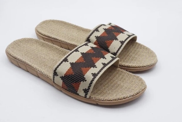 ダイソー　外でも履けるスリッパ（ジュート入、ウェーブ、25cm-27cm）