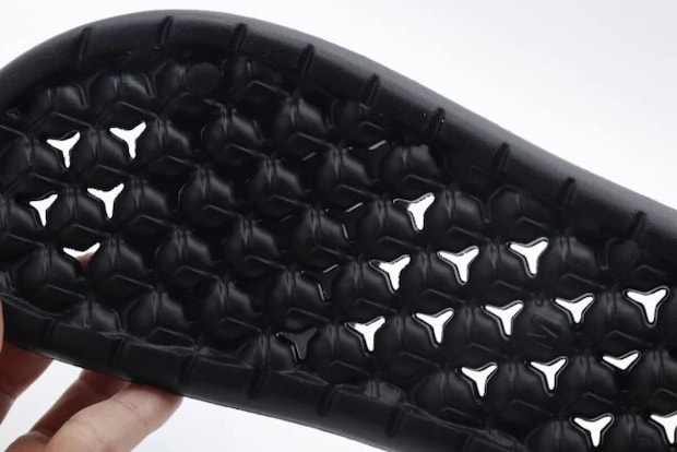 ダイソー　EVA 健康サンダル 穴あき　穴あき