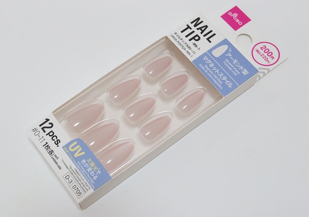ダイソー ネイルチップ(MN-1、12枚) ダイソーのネイルチップ(MN-1、12枚)のビジュアル