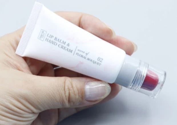 ダイソー　リップアンドハンドクリーム