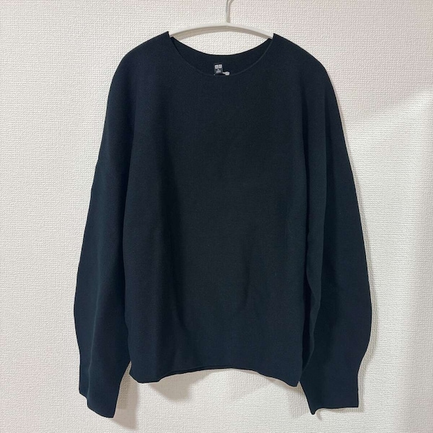 ユニクロ3Dコットンクルーネックボリュームスリーブセーター　BLACK