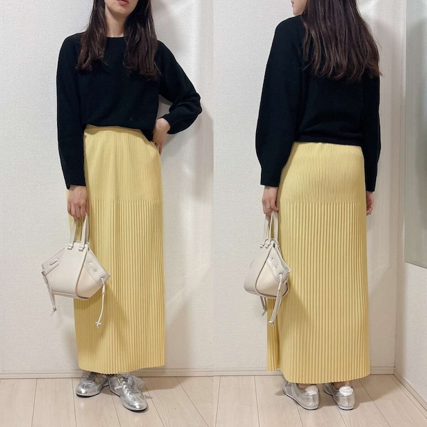 ユニクロ3Dコットンクルーネックボリュームスリーブセーター ユニクロ3Dコットンクルーネックボリュームスリーブセーターとリブスカートコーデ