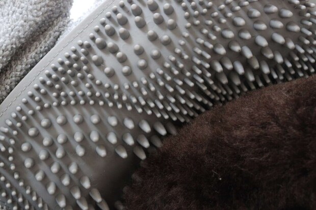 ダイソーのペットブラシグローブのブラシ部分