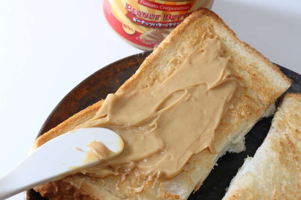 ダイソーのピーナッツバター クリーミーはなめらかで濃厚な味わい