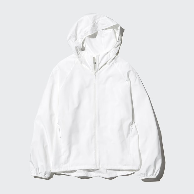 ユニクロのポケッタブルUVカットパーカ