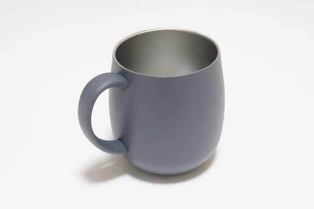 ダイソーの真空ステンレスマグのビジュアル