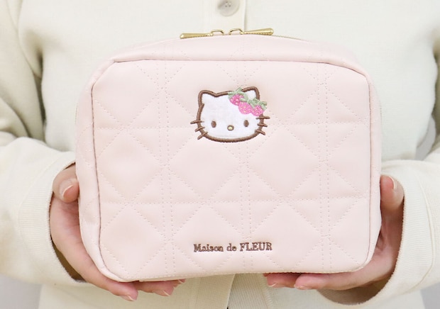 宝島社ムック付録のメゾン ド フルール×ハローキティのいちご宝物ケース PINK2