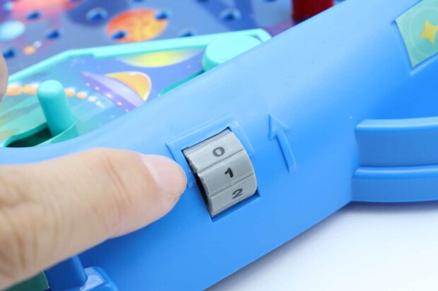 ビー玉ゲームボード　数字ローラー