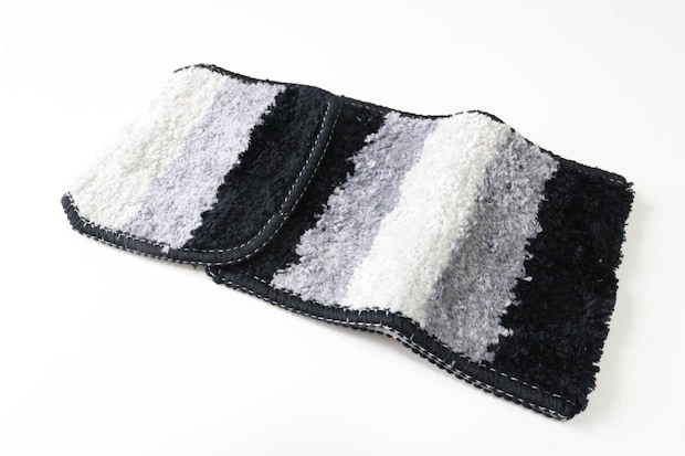 ダイソーのトイレペーパーホルダーカバーのビジュアル