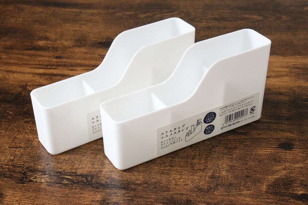 セリア スリムタイプコスメスタンド セリアのスリムタイプコスメスタンドのビジュアル