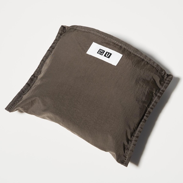 ユニクロユー　バッグ　パッカブル