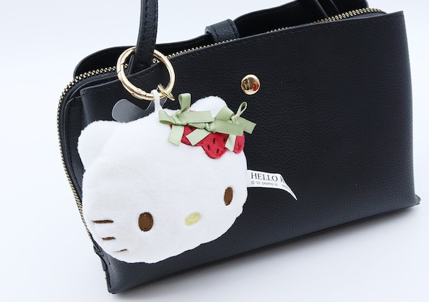 宝島社 ムック付録 Maison de FLEUR×HELLO KITTY いちごぬいぐるみチャームBOOK 宝島社ムック付録のMaison de FLEUR×HELLO KITTY いちごぬいぐるみチャームBOOK4