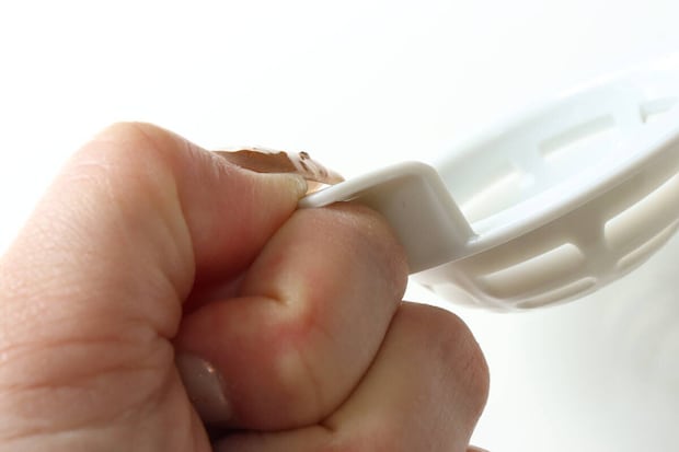 サッと捨てられるゴミフィルター（80mm）　取っ手