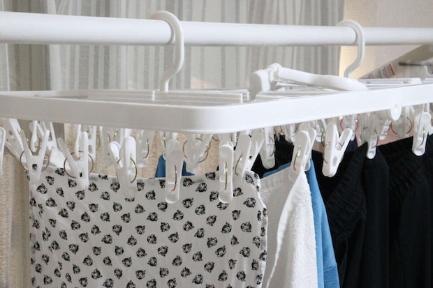 ダイソー ピンチハンガー(低い竿対応、42個) ダイソーのピンチハンガー(低い竿対応、42個)の使用例