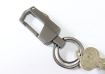 100均のこれつけとくと便利！お値段以上にいい仕事してくれるキーホルダー3選