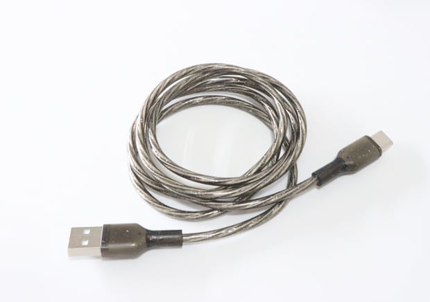 100均の新作ケーブル…よ～く見て！「こりゃ即買い案件ですわ…」「ちょい高だけど後悔なし」