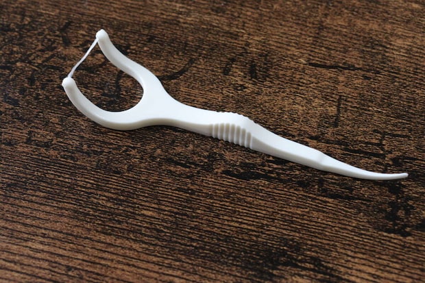 Y字型糸つきようじ（14本）　形状