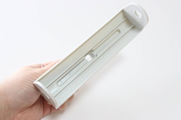 ダイソーの立てて置けるカーペットクリーナーホルダーの対応サイズ