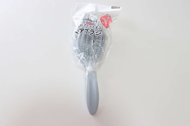 頭皮にフィットするヘアブラシ　パッケージ