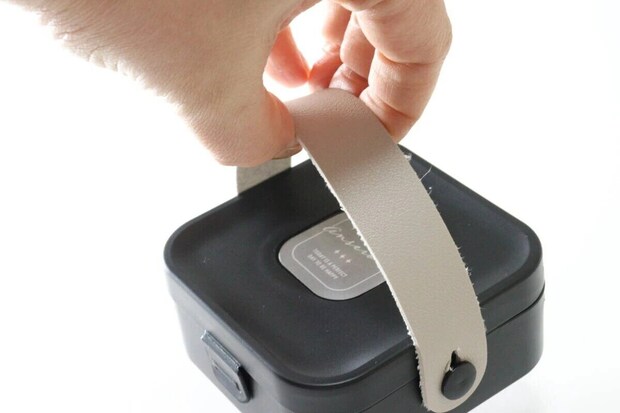 ダイソー　アクセサリー収納ボックス（外せるタイプ）