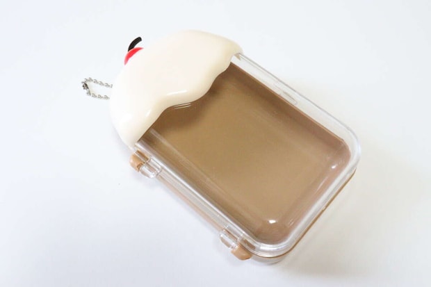 ダイソーのケースキーホルダー