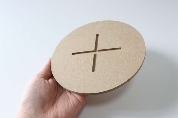 セリアのディスプレイラックの天板の裏側