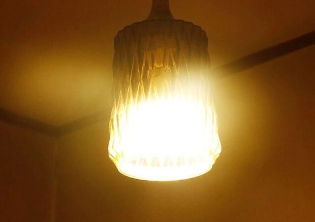 ダイソー　LED電球人感センサー付き（40W形相当、昼白色）　使用例