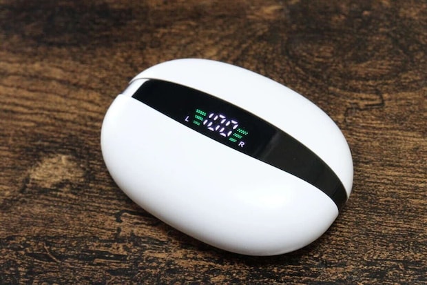 ダイソー　完全ワイヤレスイヤホン（残量表示付）　残量表示