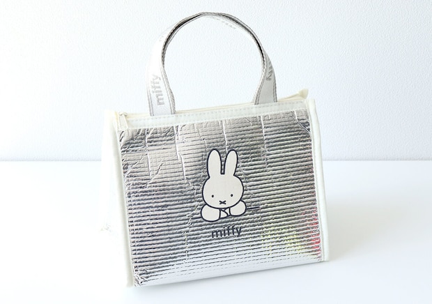 宝島社雑誌付録のSPRiNG2026年5月号のミッフィーのお弁当用保冷バッグ1