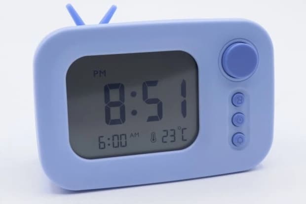 ダイソー　テレビ型デジタル時計