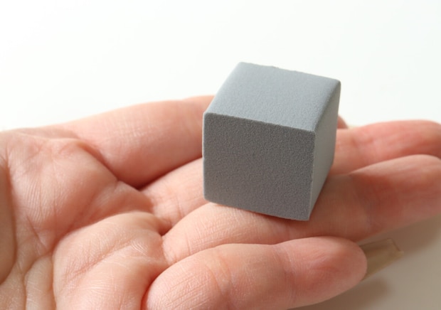 このサイズ欲しかったよ！「しかも他のものより効率的！」小さいけど優秀な100均スポンジ